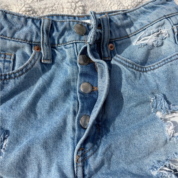 H&M Ripped Jean Shorts - Picture 2 of 7